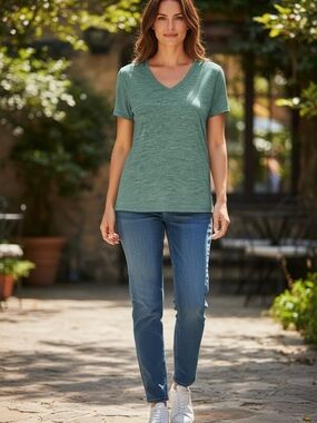 Boutique Heathered Seafoam Space-Dye V-Neck Active Tee - XL (EUC)